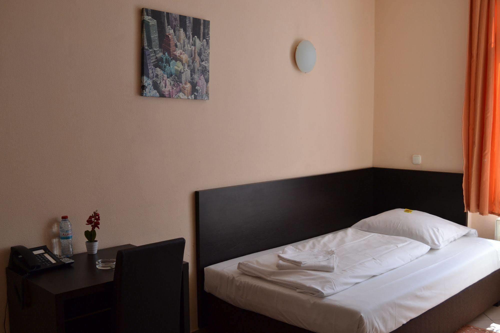 Angel Hotel Φραγκφούρτη Εξωτερικό φωτογραφία